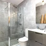 Modern 4 Bedroom In Casa de Férias Costa Adeje (Tenerife)