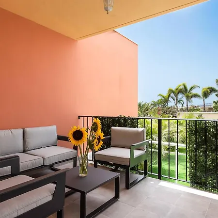 Modern 4 Bedroom In Casa de Férias *
