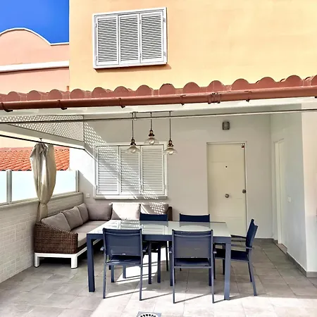 度假居 Modern 4 Bedroom In 阿德耶
