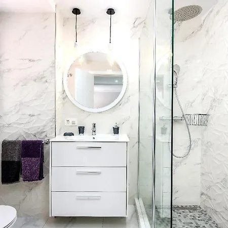 Appartement Modern 4 Bedroom In