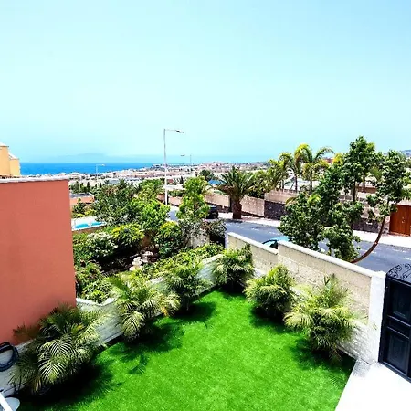 Appartement Modern 4 Bedroom In *